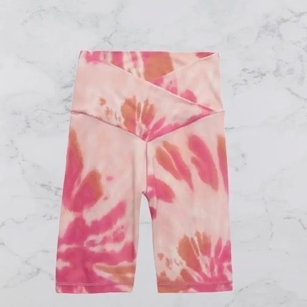 **NEW** AERIE OFFLINE REAL ME CROSSOVER TIE DYE BIKE SHORT